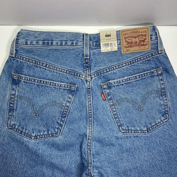 Levi’s 501 Original High Rise Straight Leg Distressed Light Wash Size 27 X 30 - Picture 8 of 9